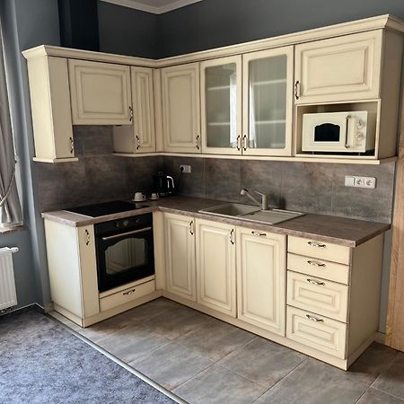 بيرون Apartmany Pekarna 1898 المظهر الخارجي الصورة